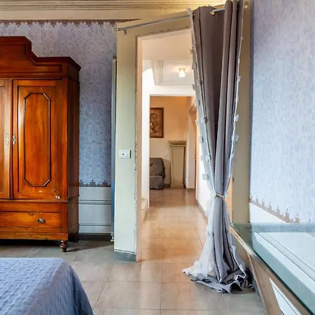 Toscana Di Charme Con 2 Camere, 2 Bagni, Terrazza, Aria Condizionata, In Posizione Centralissima *