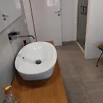 Centralissimo Di Charme Con 2 Camere, 2 Bagni, Terrazza, Aria Condizionata Cecina (Livorno)