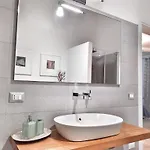 Centralissimo Di Charme Con 2 Camere, 2 Bagni, Terrazza, Aria Condizionata *