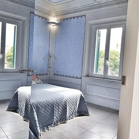 Apartament Toscana Di Charme Con 2 Camere, 2 Bagni, Terrazza, Aria Condizionata, In Posizione Centralissima Cecina (Livorno)