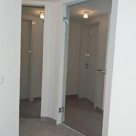 Toscana Di Charme Con 2 Camere, 2 Bagni, Terrazza, Aria Condizionata, In Posizione Centralissima *