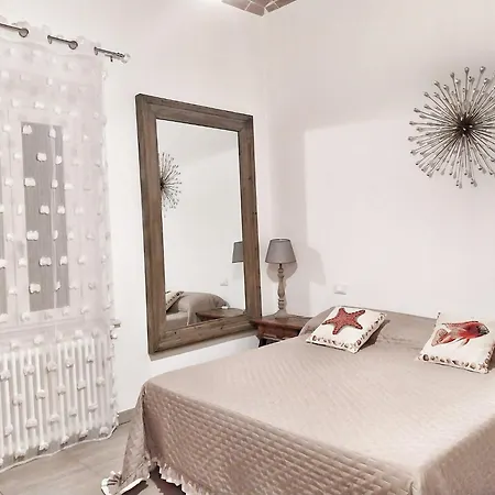 Centralissimo Di Charme Con 2 Camere, 2 Bagni, Terrazza, Aria Condizionata * Чечина