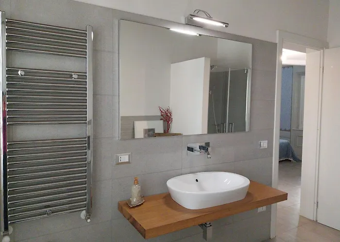 Centralissimo Di Charme Con 2 Camere, 2 Bagni, Terrazza, Aria Condizionata Apartamento *