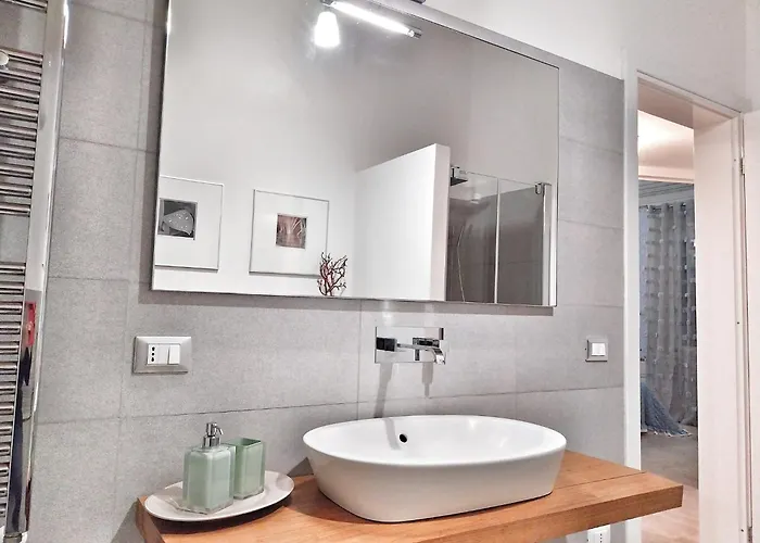 Centralissimo Di Charme Con 2 Camere, 2 Bagni, Terrazza, Aria Condizionata *